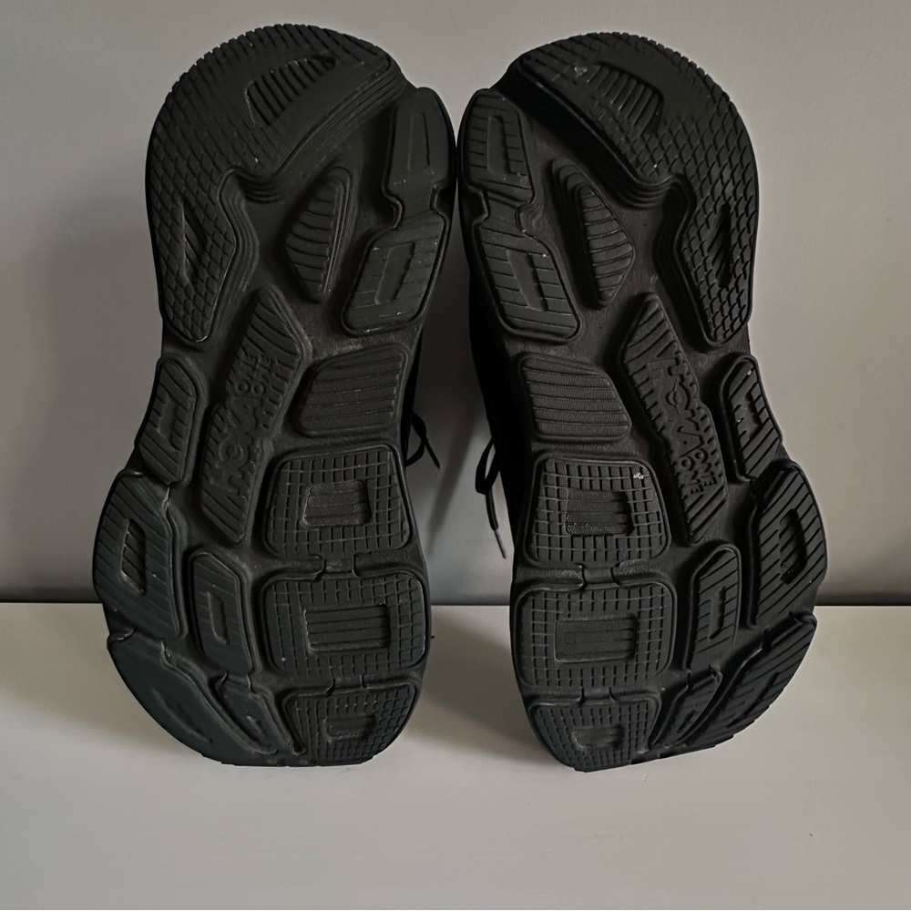 Hoka One One Bondi 7 X-Wide Low Top Black Sneakers Size 10.5 (4E) EUC Athletic - Picture 9 of 10